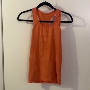Lululemon tank top